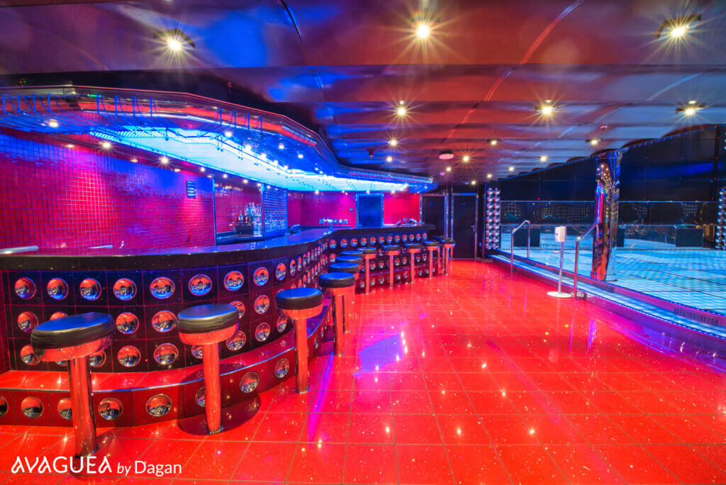 Le bar de la discothèque